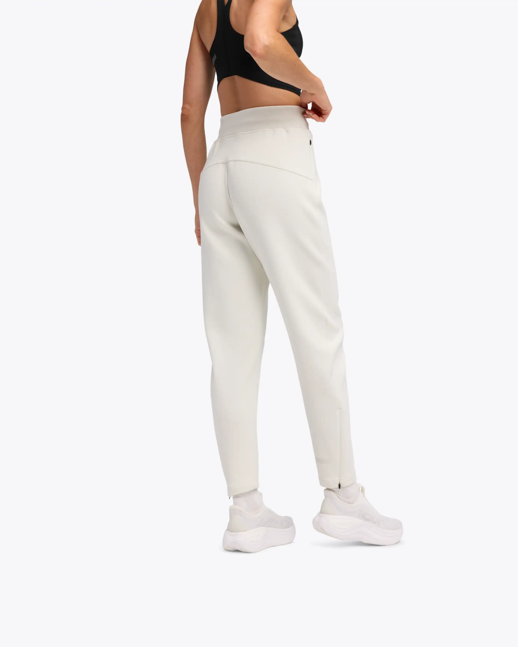 Women's Essential Recovery Pant - Image 2
